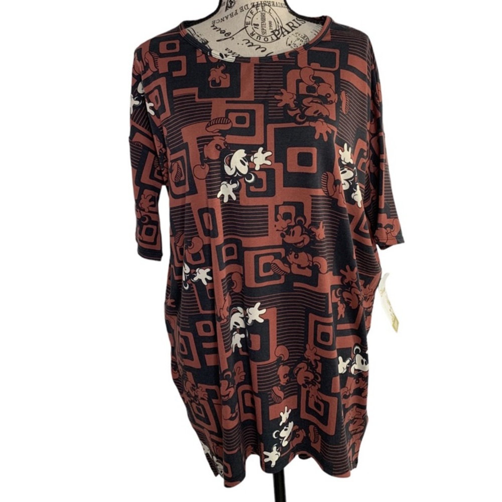 LuLaRoe Disney Mickey Mouse Hi low Blouse women’s small, oversized New With Tags